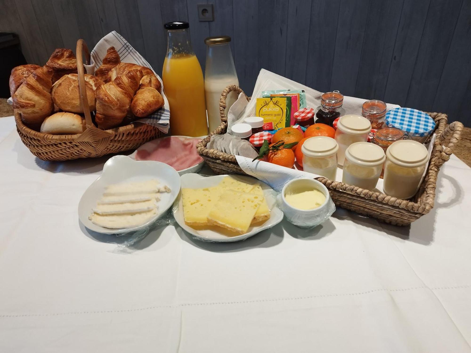 Au Louis D'Or, Gite Pour 6 Personnes , Lierneux 外观 照片